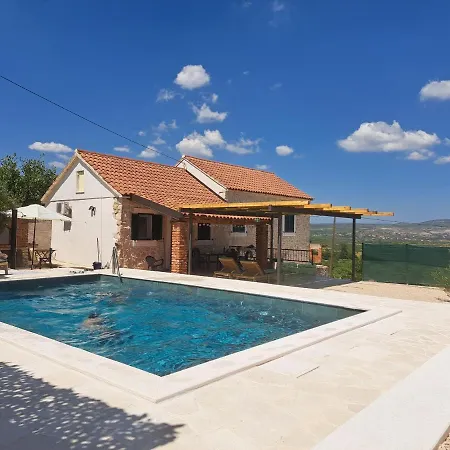 Kuca Za Odmor Luka&luce Сasa de vacaciones Vuksic